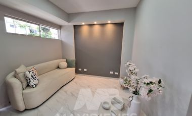 casa en venta en girardota. Cod V55218