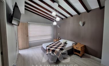 casa en venta en girardota. Cod V55218