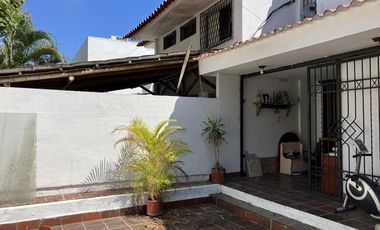 casa condominio en arriendo/venta en altos de riomar. Cod A103565
