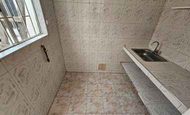 apartamento en arriendo en santa rita-puente aranda. Cod A125292