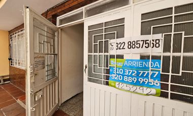 apartamento en arriendo en santa rita-puente aranda. Cod A125292