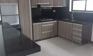 SE VENDE EXCELENTE CASA EN SAN JORGE CON RENTA, MANIZALES