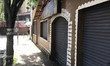 VENDO PROPIEDAD RENTERA JUAN LEON MERA-MARISCAL RESTAURANTES-LOCALES