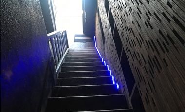 VENDO PROPIEDAD RENTERA JUAN LEON MERA-MARISCAL RESTAURANTES-LOCALES