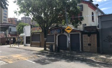 VENDO PROPIEDAD RENTERA JUAN LEON MERA-MARISCAL RESTAURANTES-LOCALES