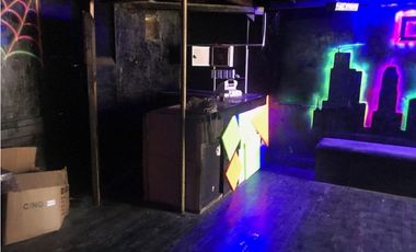 VENDO PROPIEDAD RENTERA JUAN LEON MERA-MARISCAL RESTAURANTES-LOCALES