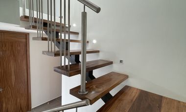Hermosa casa en Santillana parque Residencial