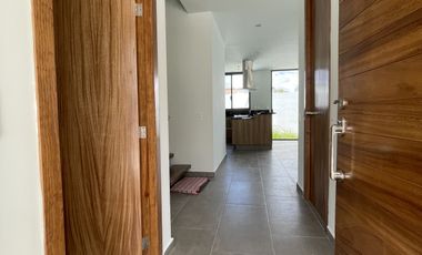 Hermosa casa en Santillana parque Residencial