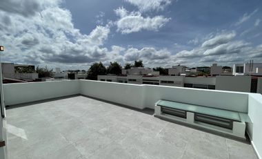 Hermosa casa en Santillana parque Residencial