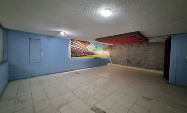 VENTA DE LOCALES JUNTOS EN PLANTA BAJA EN PLAZA LA NORIA! EXCELENTE UBICACION!
