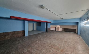 VENTA DE LOCALES JUNTOS EN PLANTA BAJA EN PLAZA LA NORIA! EXCELENTE UBICACION!