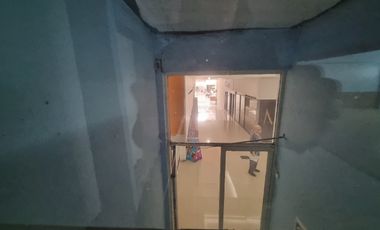 VENTA DE LOCALES JUNTOS EN PLANTA BAJA EN PLAZA LA NORIA! EXCELENTE UBICACION!