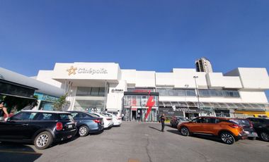 VENTA DE LOCALES JUNTOS EN PLANTA BAJA EN PLAZA LA NORIA! EXCELENTE UBICACION!