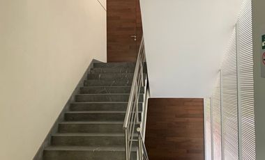 OFICINA EN RENTA EN EDIFICIO CAPITAL CENTRO TRES MARIAS, MORELIA