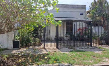 Casa en venta en Quilmes Oeste