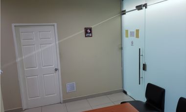 Oficina en venta en P.H. Edison Corporate Center, Transístmica