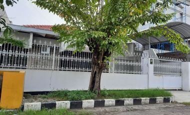 Rumah disewakan di RW 01, Sukolilo Baru, Bulak, Surabaya, Jawa Timur