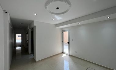 Departamento de dos ambientes al contrafrente a la venta en Wilde