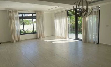 ALQUILO CASA EN ARRAIJAN HOWARD 3R