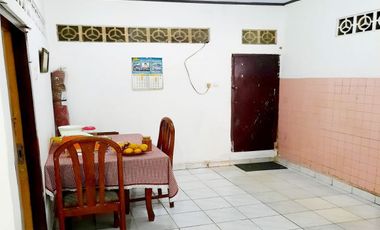 Rumah Kontrakan Dekat RSUD Matraman, Pasar Pramuka