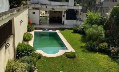 Venta de casa 5 ambientes Haedo