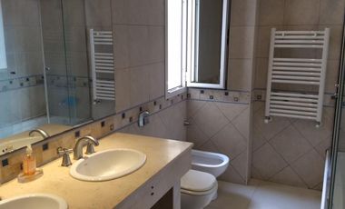 Venta de casa 5 ambientes Haedo