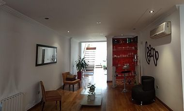 Venta de casa 5 ambientes Haedo