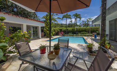 SE VENDE CASA EN CONDOMINIO EN LA MORADA. Cod V7381