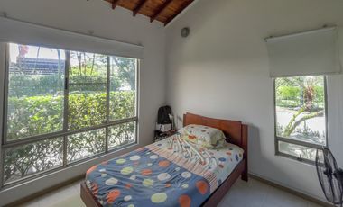 SE VENDE CASA EN CONDOMINIO EN LA MORADA. Cod V7381