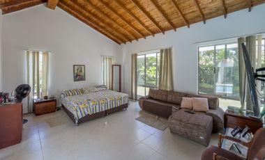 SE VENDE CASA EN CONDOMINIO EN LA MORADA. Cod V7381