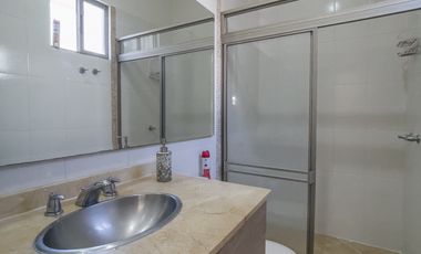 SE VENDE CASA EN CONDOMINIO EN LA MORADA. Cod V7381