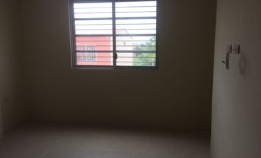 Alquilo casa en Manta en urbanización privada zona norte cerca del biess