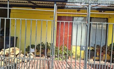 Casa en venta de 2 dorm. en San Clemente