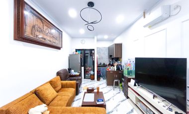 Rumah 3 Lt SHM dekat Mall Taman Anggrek Siap Huni Dibantu KPR J-44711