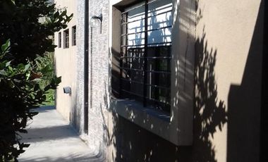 Hermosa Casa quinta en Barrio Parque Paso del Rey