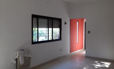 Hermosa Casa quinta en Barrio Parque Paso del Rey