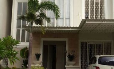 Rumah Pakuwon City-Long Beach Full Renov hdp utara ahrbo-xyffi