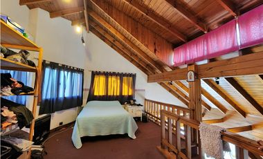 Chalet cuatro ambientes. San Juan. Quincho. Trotadora. Zona comercial.