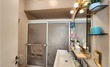 Chalet cuatro ambientes. San Juan. Quincho. Trotadora. Zona comercial.