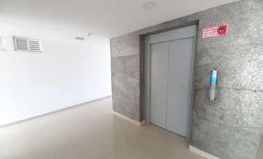 apartaestudio en arriendo en edificio baviera piso 6. Cod A13725