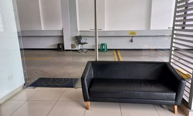 apartaestudio en arriendo en edificio baviera piso 6. Cod A13725