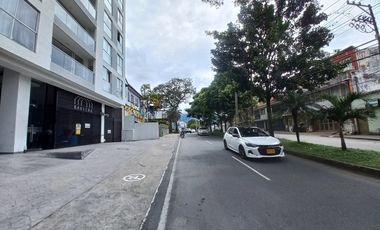 apartaestudio en arriendo en edificio baviera piso 6. Cod A13725