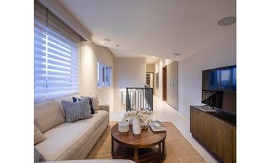 PH THE WOODS / SANTA MARIA / VENTA