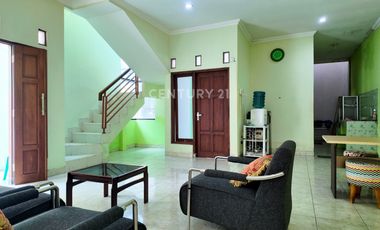 Rumah 3KT Semi Furnish Dalam Perumahan Dekat UII Ekonomi