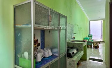 Rumah 3KT Semi Furnish Dalam Perumahan Dekat UII Ekonomi