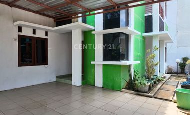 Rumah 3KT Semi Furnish Dalam Perumahan Dekat UII Ekonomi