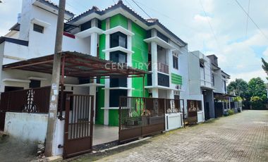 Rumah 3KT Semi Furnish Dalam Perumahan Dekat UII Ekonomi