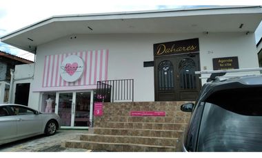 Venta de Propiedad Comercial en Villa Cáceres, Ave. La Paz