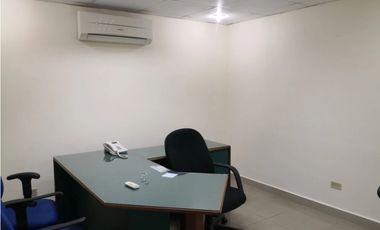 Venta de Propiedad Comercial en Villa Cáceres, Ave. La Paz