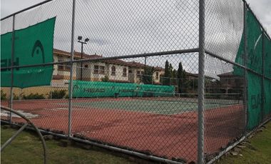 SEA CONFIABLE VENDE CASA EN DORAL